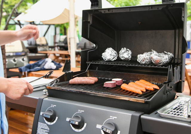 名古屋 栄 サカエヒロバスのイタリアンBBQレストラン CARVINO 栄 テラス席